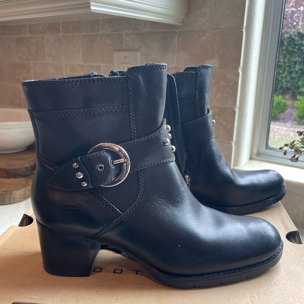 Harley Davidson leather boots size 8